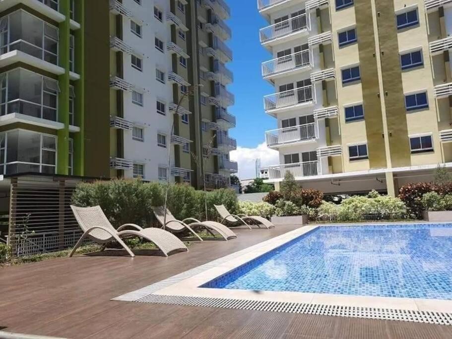 קגיאן דה אורו Mesaverte Deluxe Studio With Balcony מראה חיצוני תמונה
